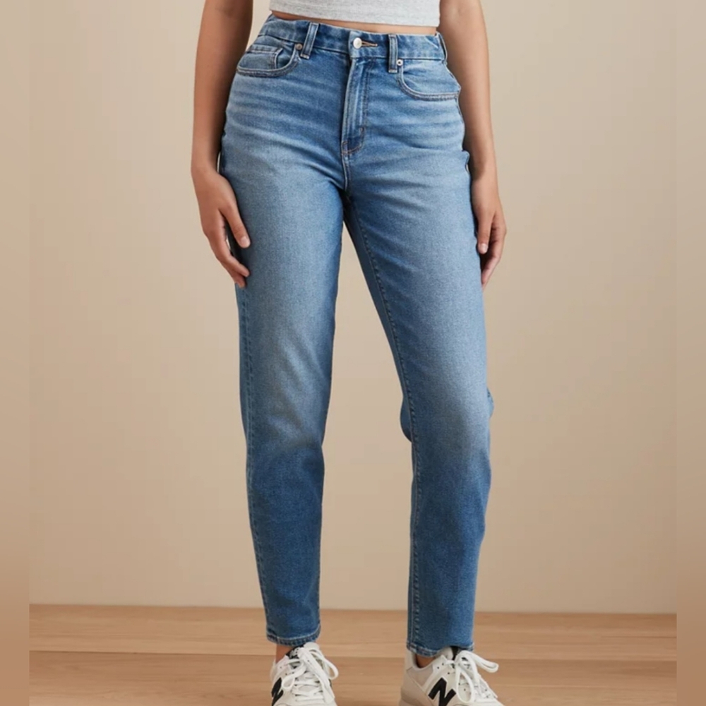 American Eagle Outfitters High Rise Blue Jeans